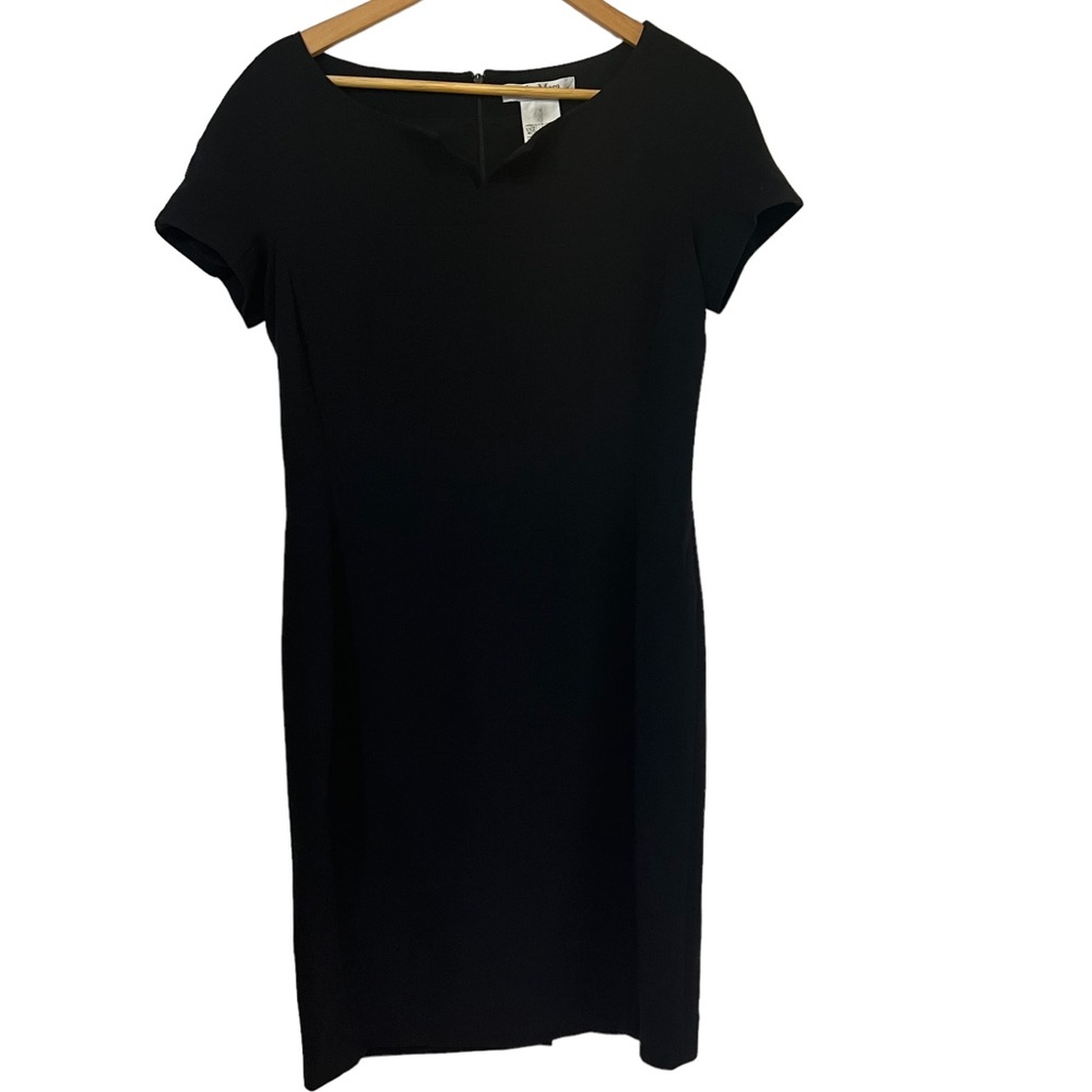 MaxMara wool sheath dress, short sleeve scoop neck size 10, excellent condition
